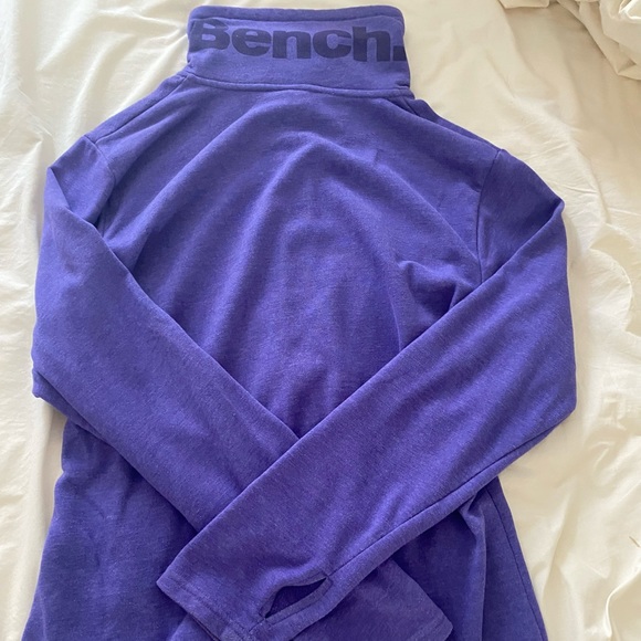 💜BENCH 💜purple sweater with finger holes. Scooped neck . - Picture 5 of 10